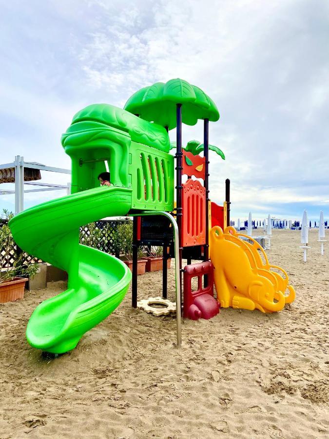 גראדו Apartment Mit Meerblick Am Strand Costa Azzura מראה חיצוני תמונה